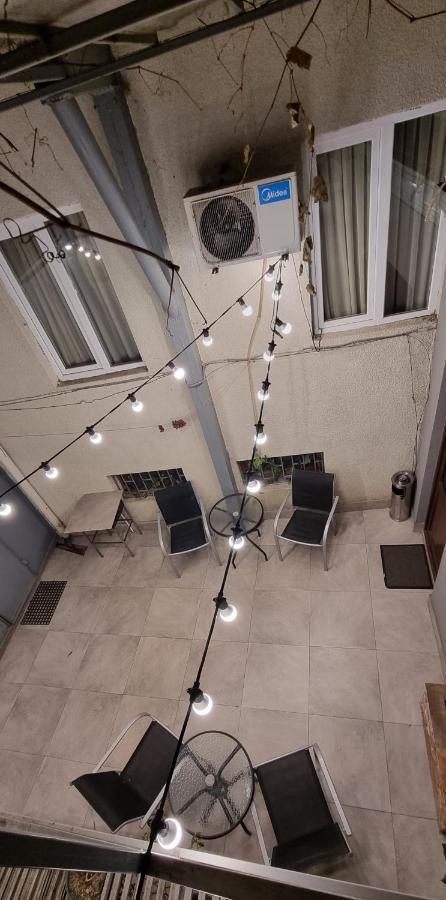 Rustaveli Two Bedroom Apartment With 5 Star Location Tbilisi ภายนอก รูปภาพ